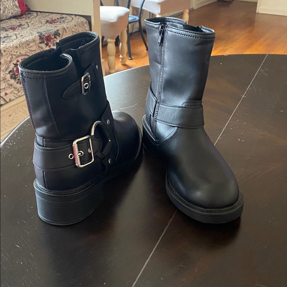 New Black Ankle Boots size 8 - Picture 3 of 11